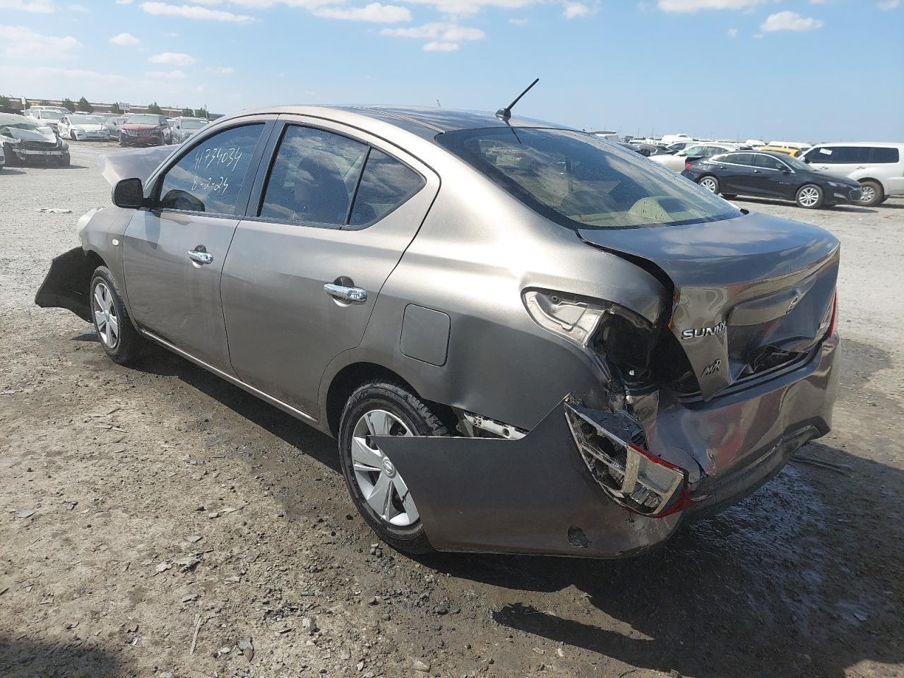 NISSAN SUNNY  2016