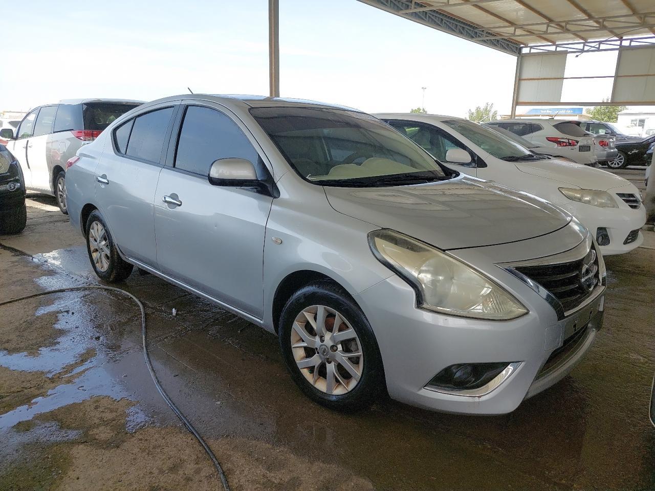 NISSAN SUNNY  2017