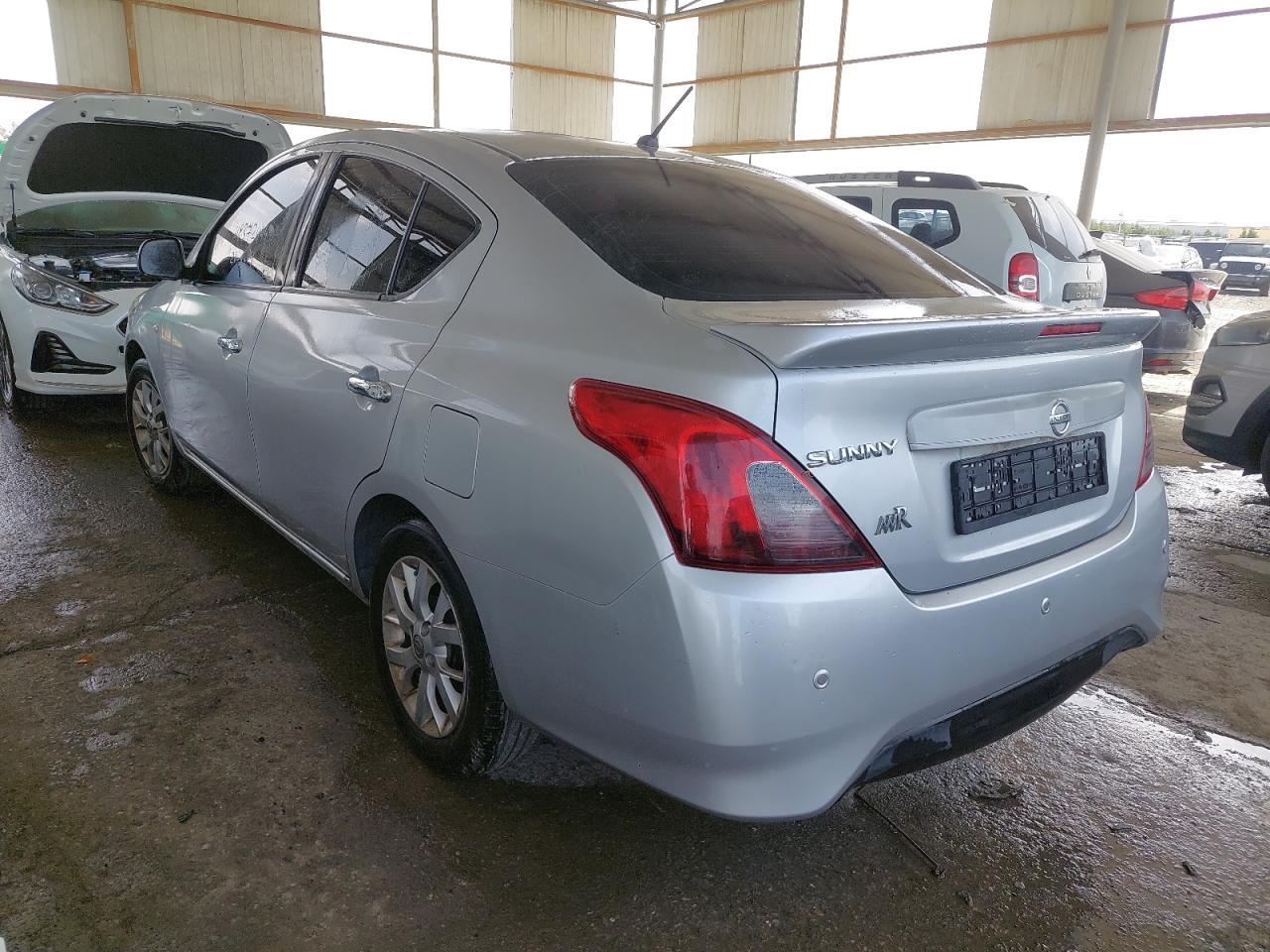 NISSAN SUNNY  2017