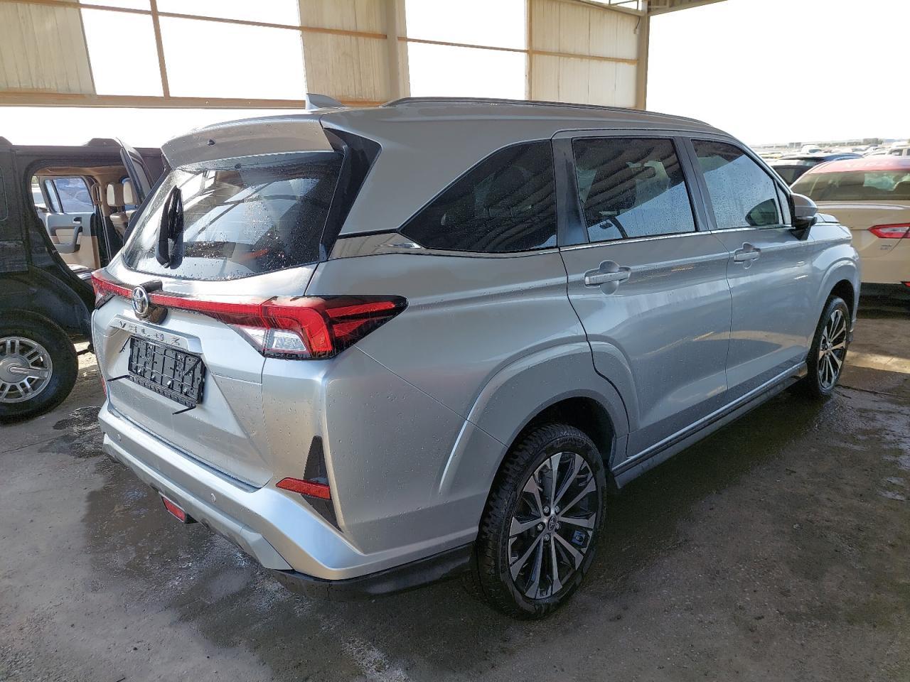 TOYOTA VELOZ  2023