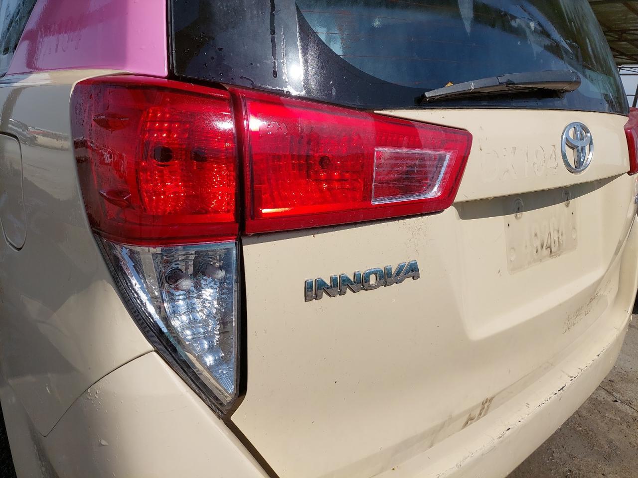 TOYOTA INNOVA  2022