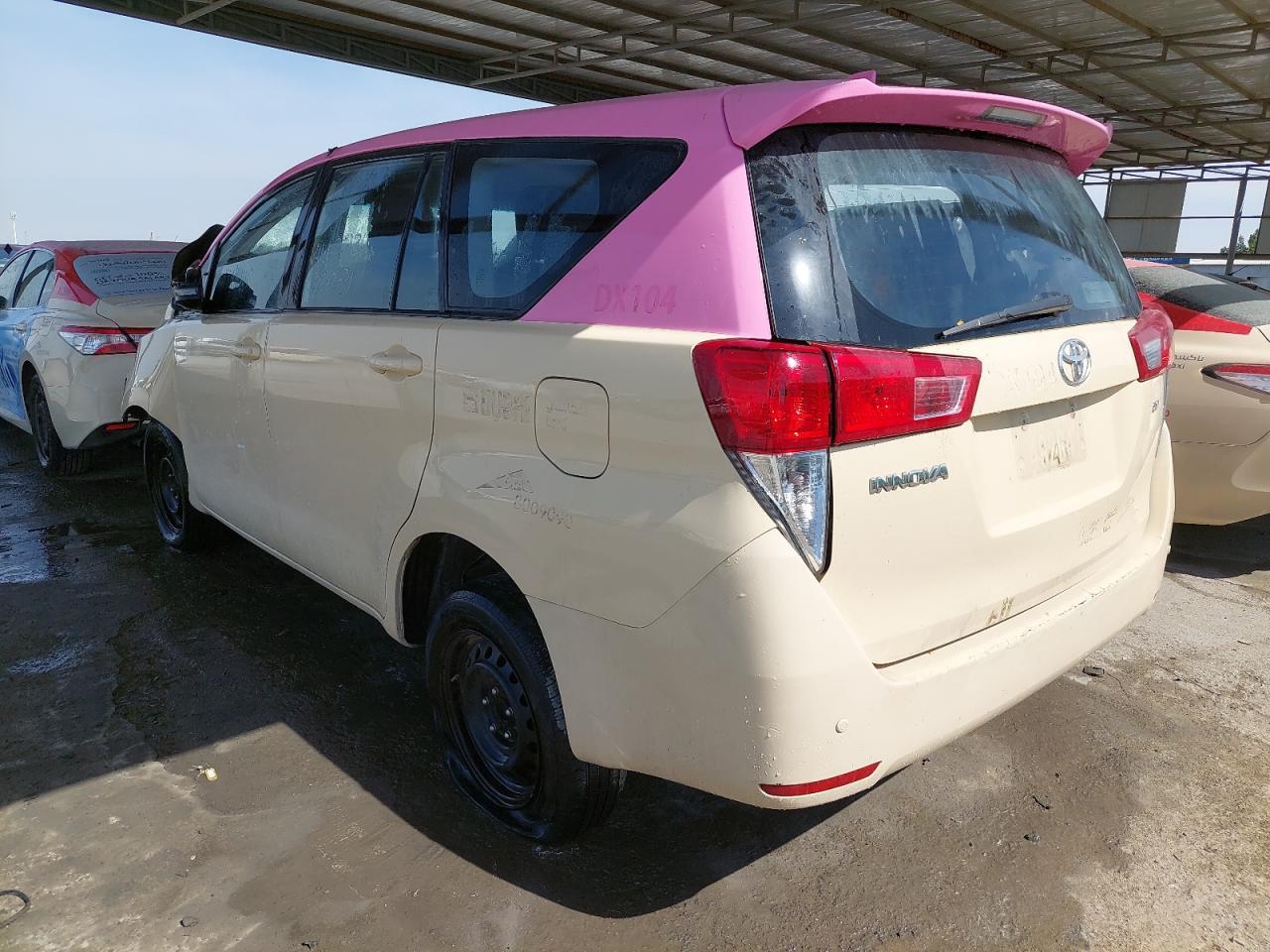 TOYOTA INNOVA  2022