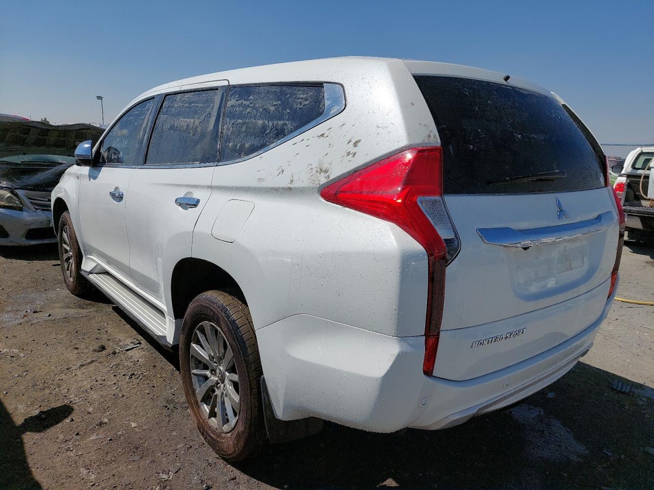 MITSUBISHI MONTERO  2019