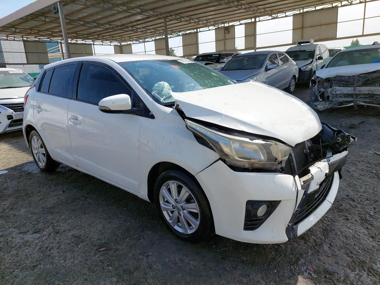 TOYOTA YARIS  2015