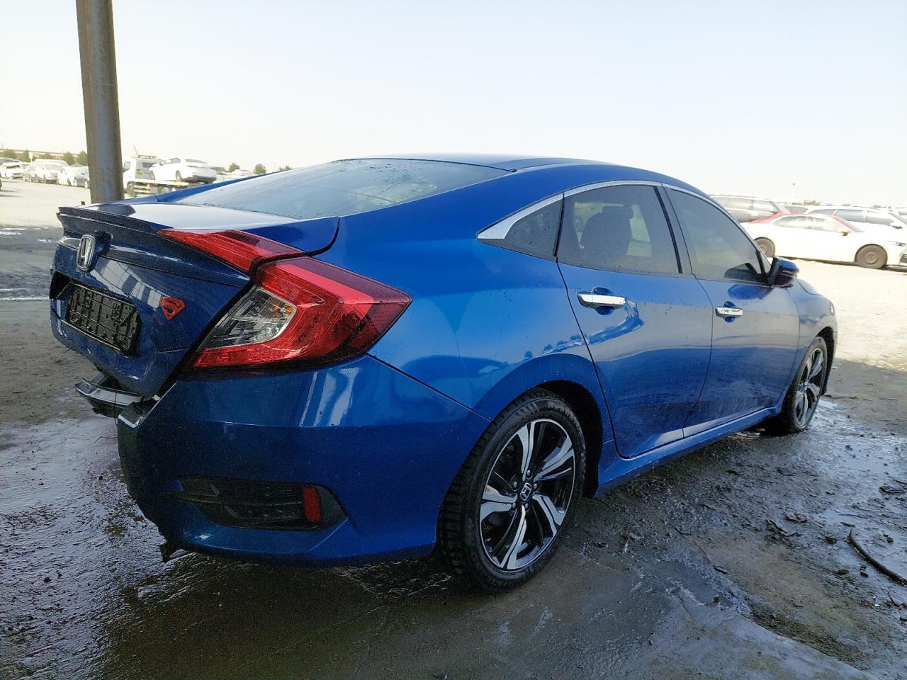 HONDA CIVIC  2018