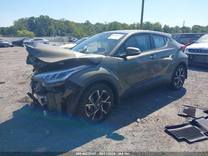 TOYOTA C-HR XLE 2021