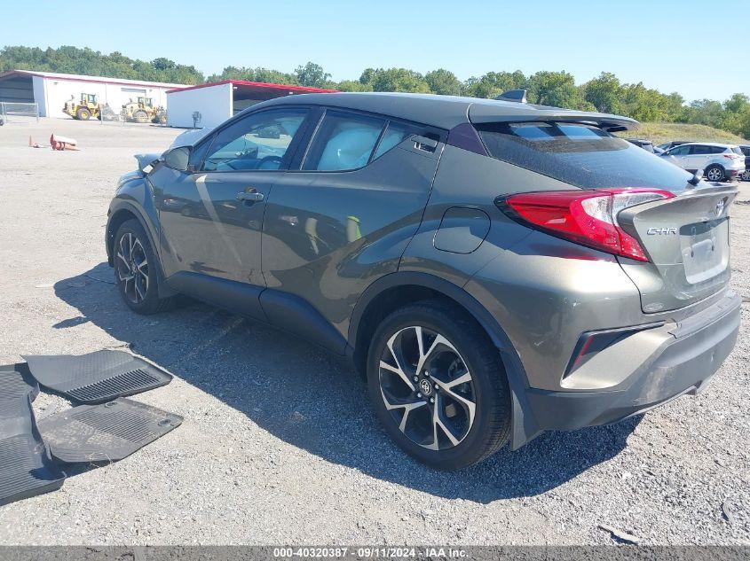 TOYOTA C-HR XLE 2021