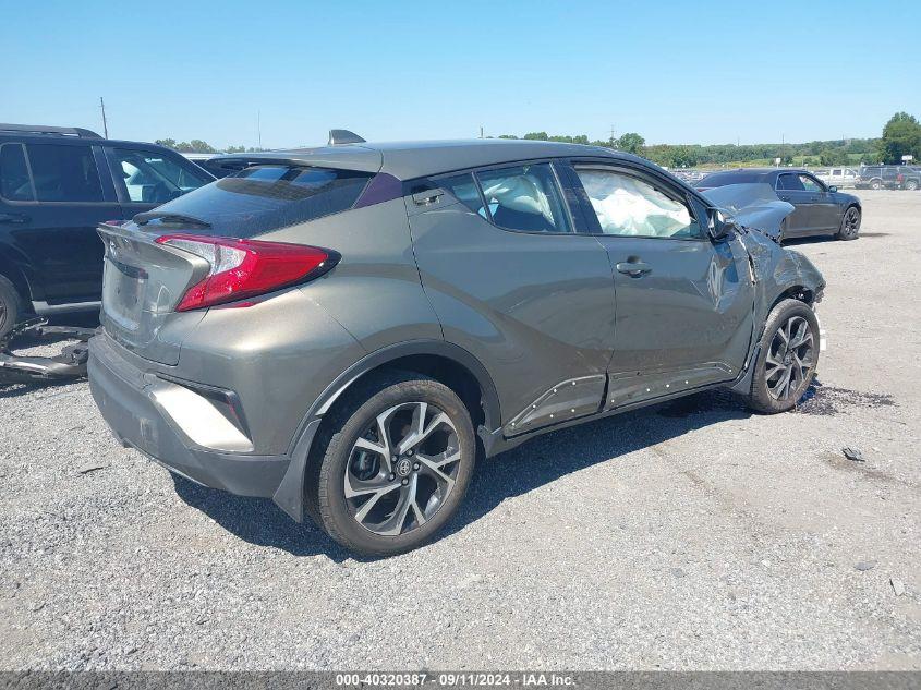 TOYOTA C-HR XLE 2021