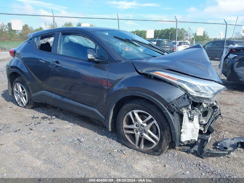 TOYOTA C-HR LE 2021