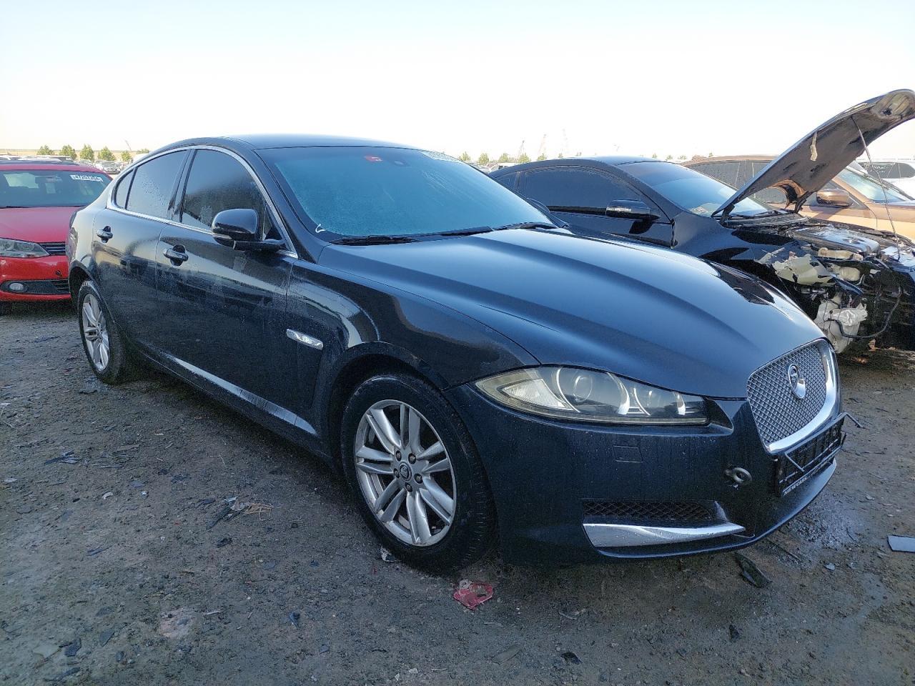 JAGUAR XF  2013