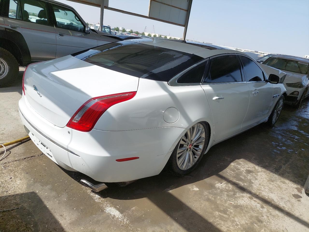 JAGUAR XJ  2015