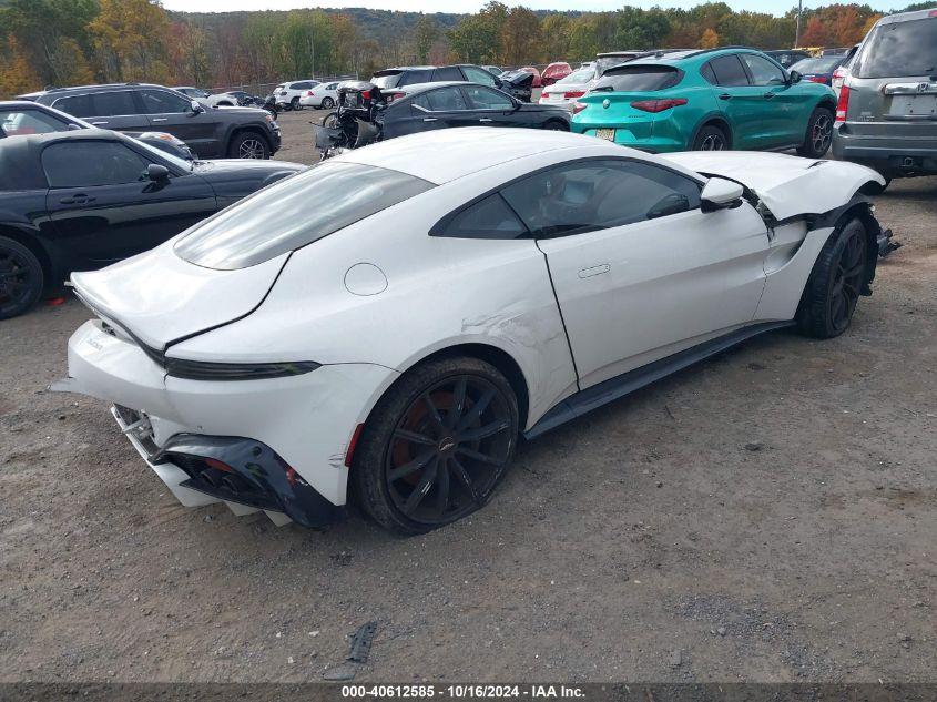 ASTON MARTIN VANTAGE  2020