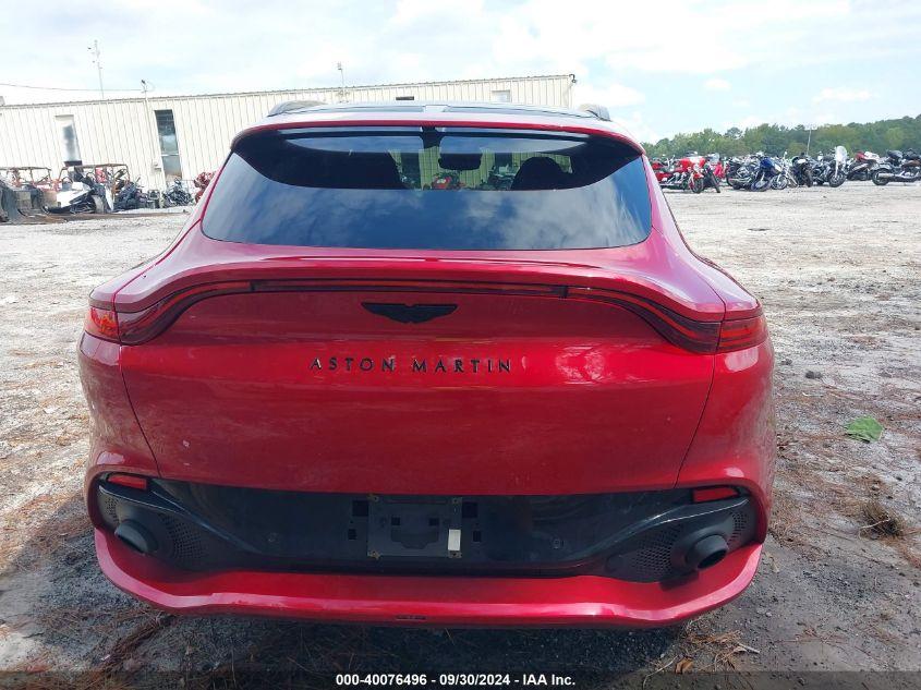 ASTON MARTIN DBX  2023