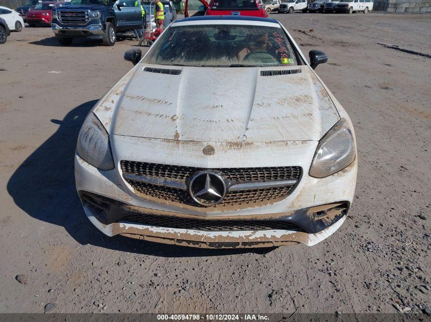 MERCEDES-BENZ SLC 300  2020