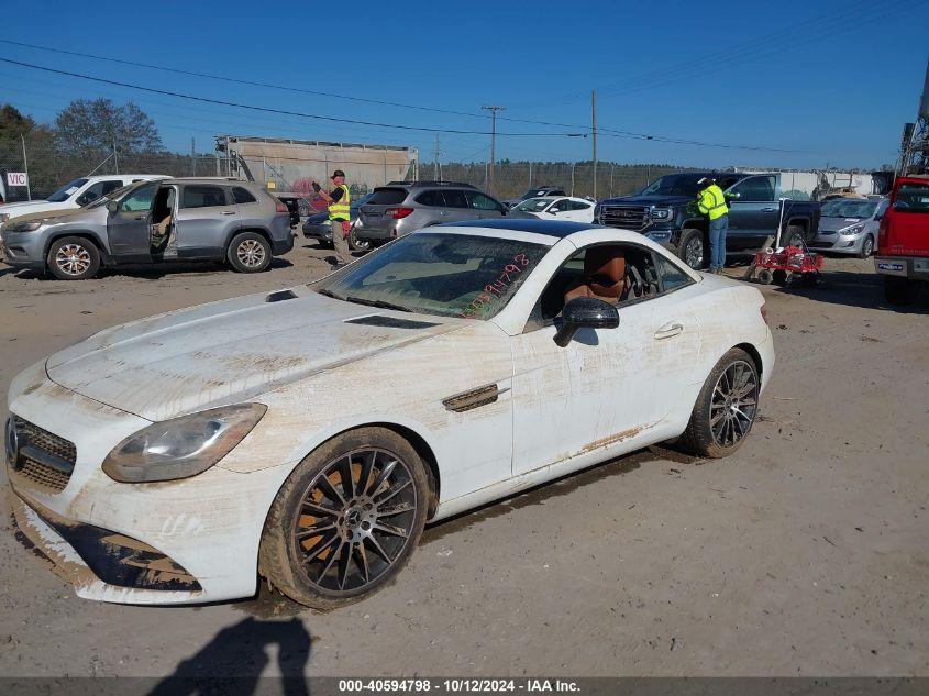 MERCEDES-BENZ SLC 300  2020