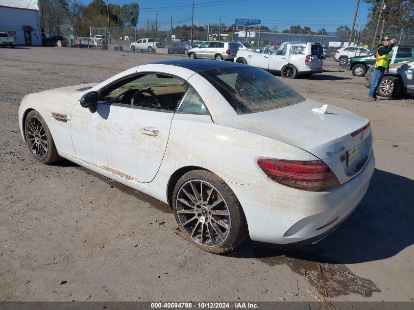 MERCEDES-BENZ SLC 300  2020