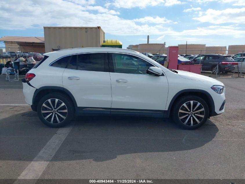 MERCEDES-BENZ GLA 250  2023