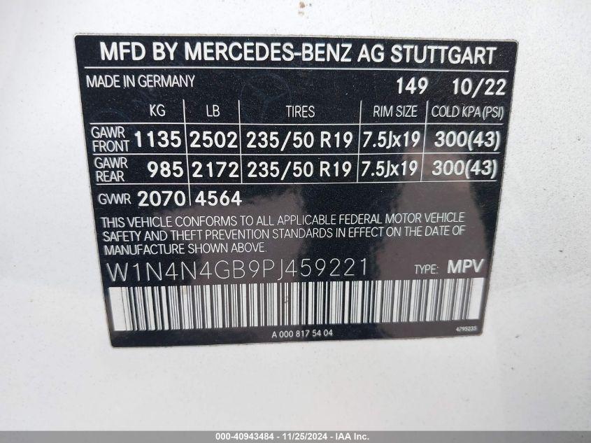 MERCEDES-BENZ GLA 250  2023