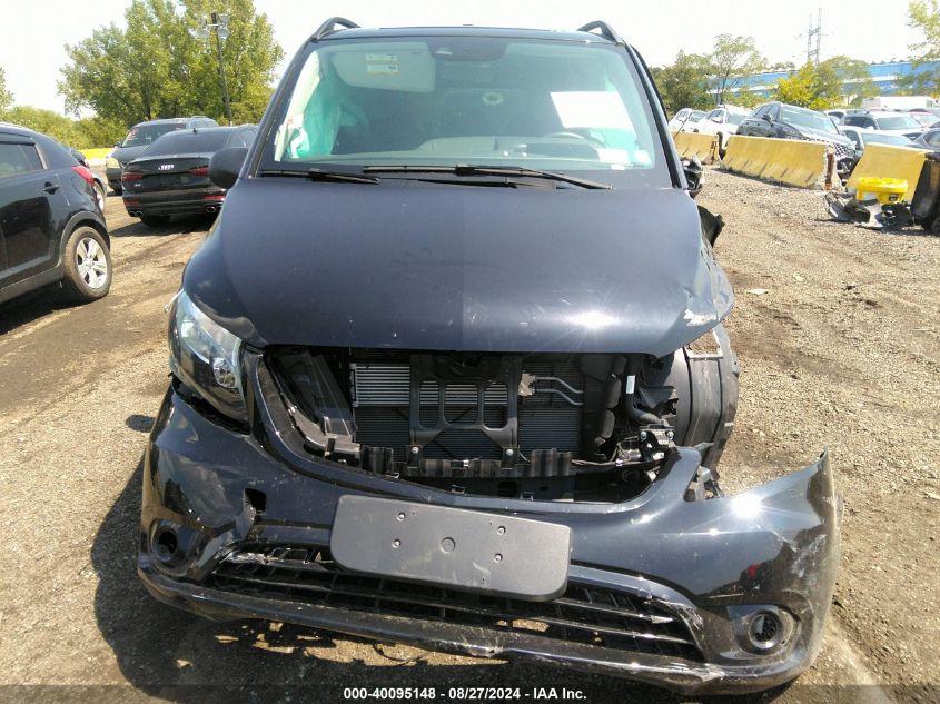 MERCEDES-BENZ METRIS  2023