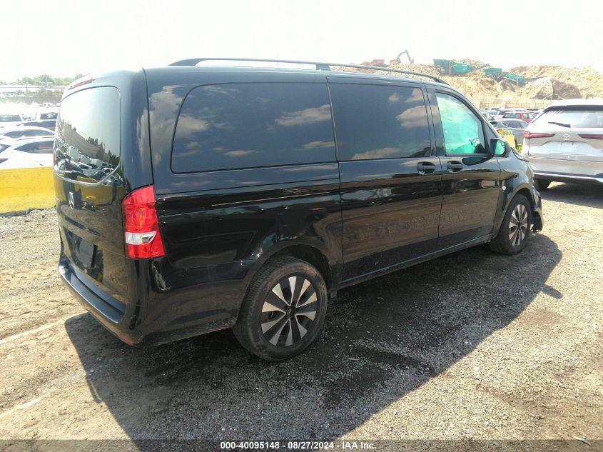 MERCEDES-BENZ METRIS  2023