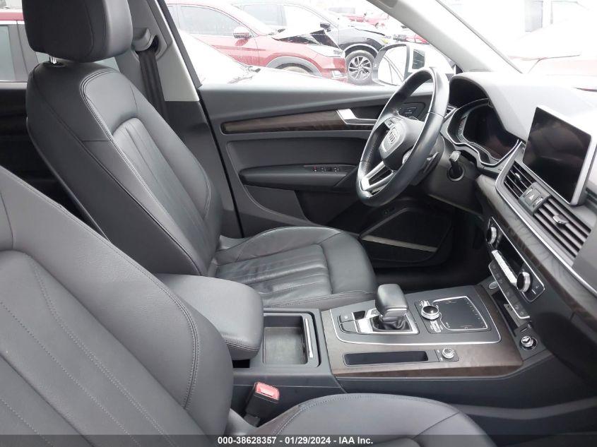 AUDI Q5 2.0T PREMIUM/2.0T TECH PREMIUM 2018