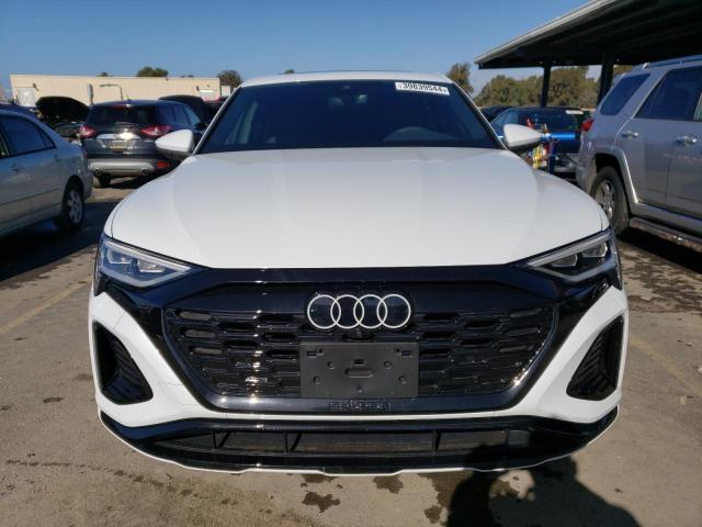 AUDI Q8 E-TRON  2024