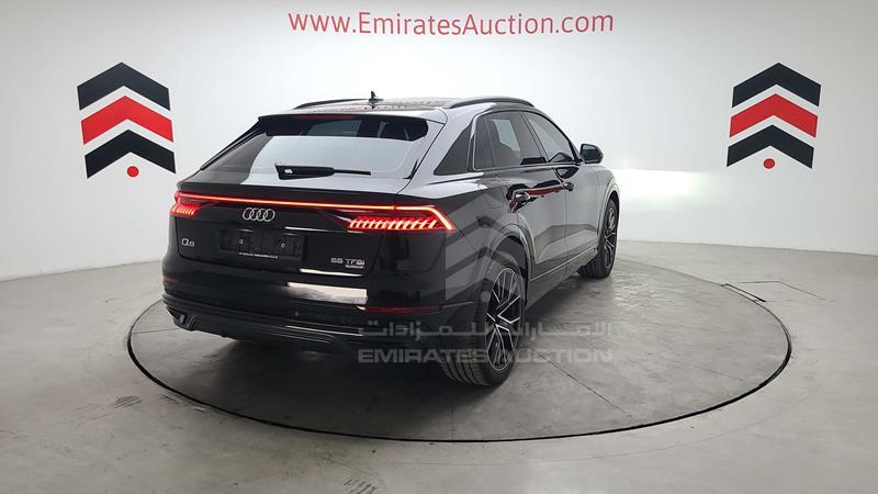 Audi Q8  2022