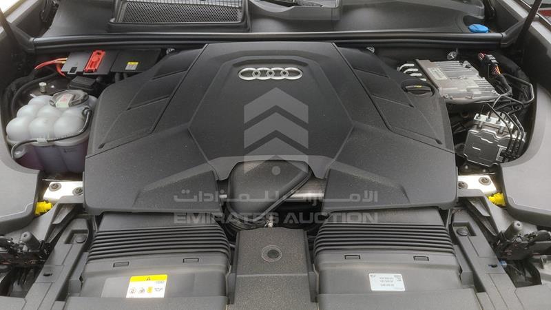 Audi Q8  2022