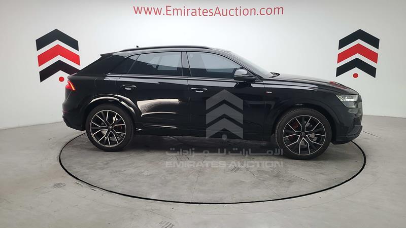 Audi Q8  2022