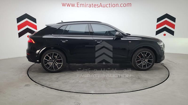 Audi Q8  2022