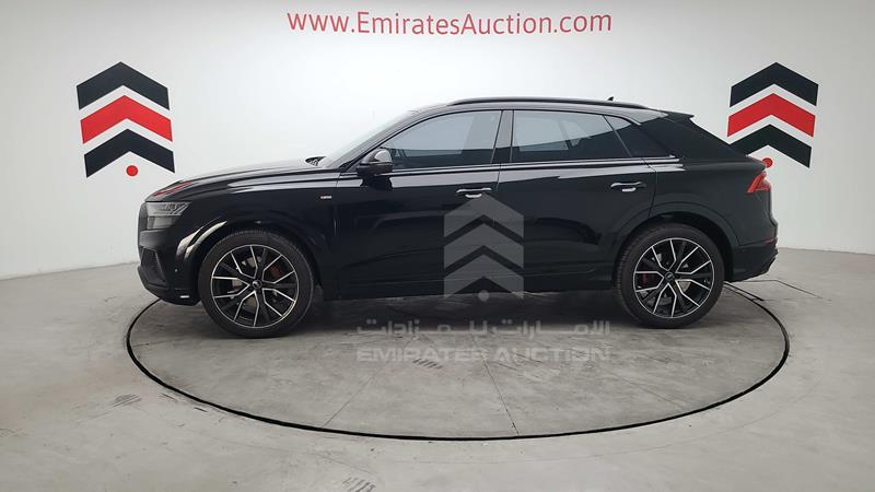 Audi Q8  2022