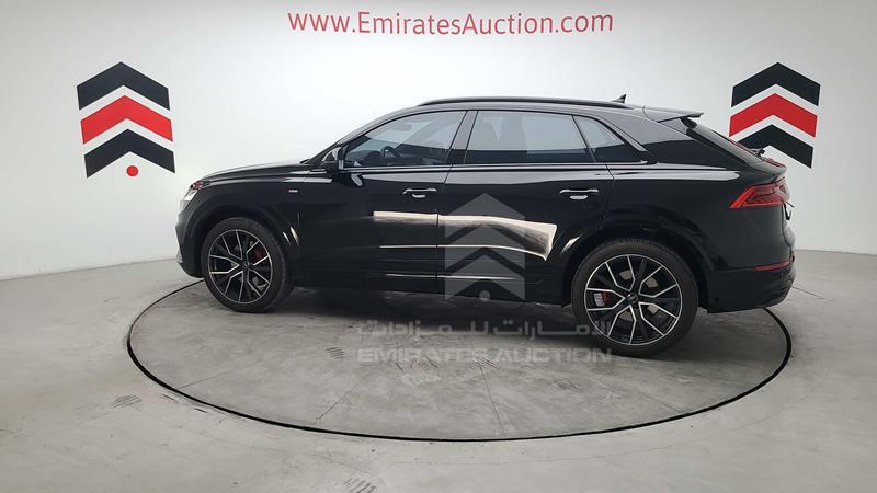 Audi Q8  2022