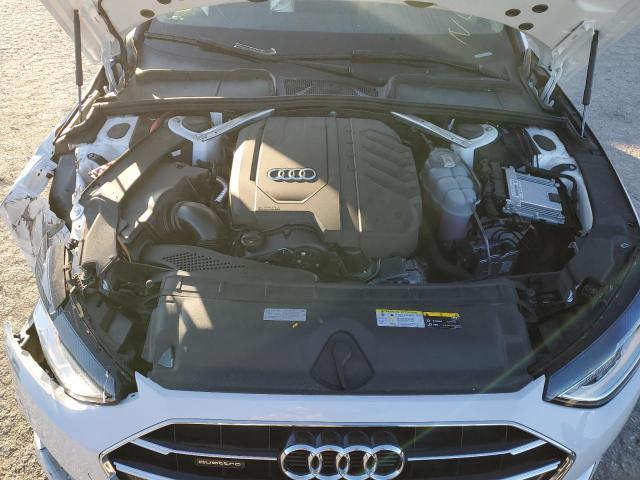 AUDI A4  2022