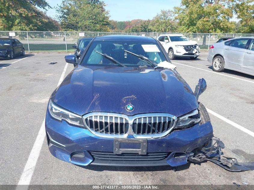 BMW 330XI   2019