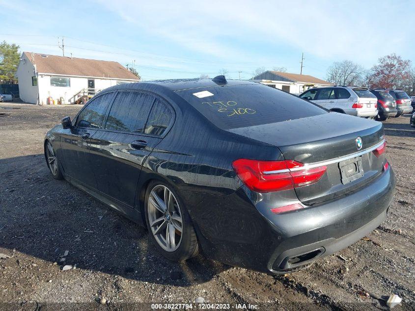 BMW 750I   2017