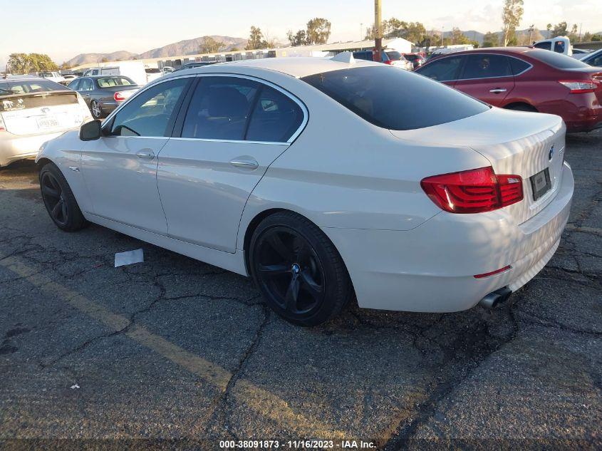 BMW 320I   2016