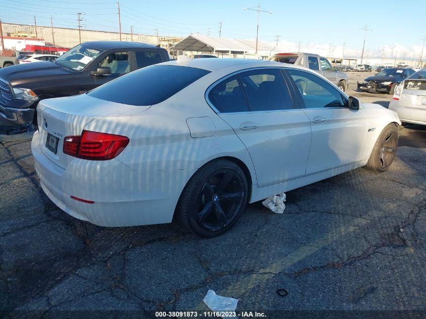 BMW 320I   2016