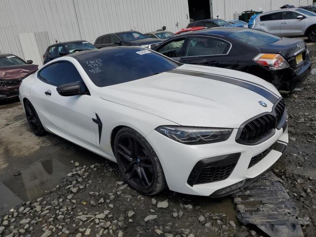 BMW M8  2022