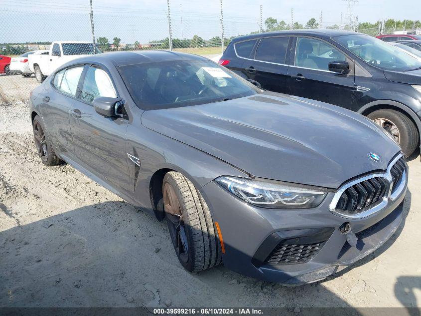 BMW M8  2021