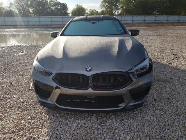 BMW M8  2022