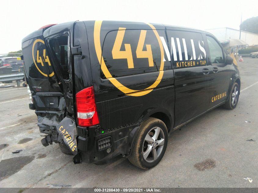 MERCEDES-BENZ METRIS PASSENGER VAN  2017