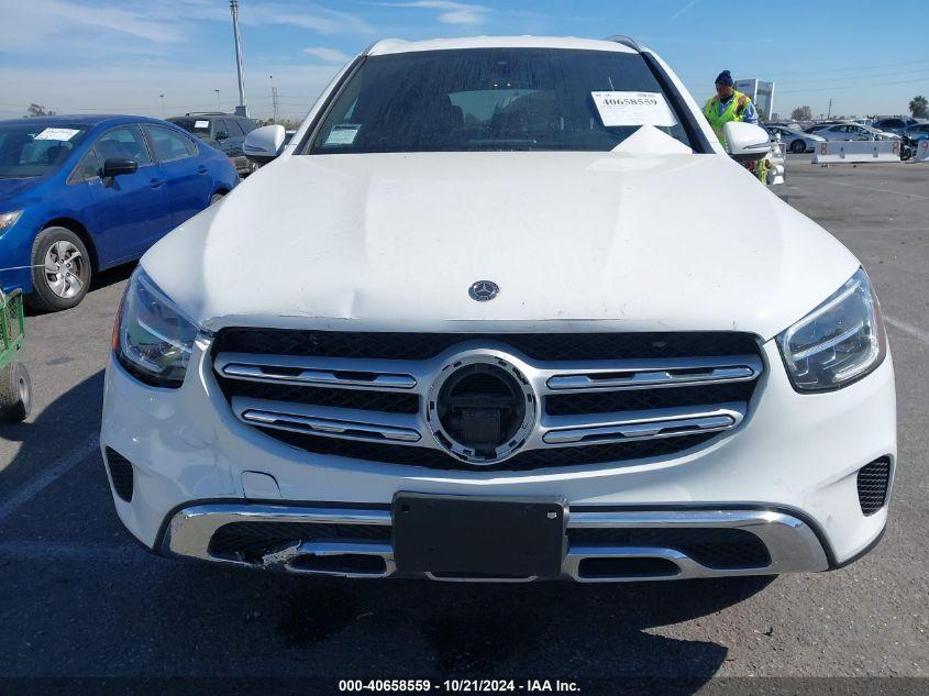 MERCEDES-BENZ GLC 300  2020