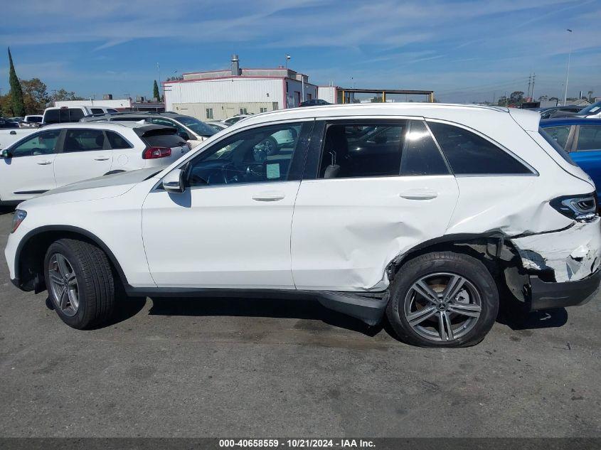 MERCEDES-BENZ GLC 300  2020