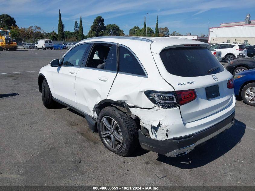 MERCEDES-BENZ GLC 300  2020