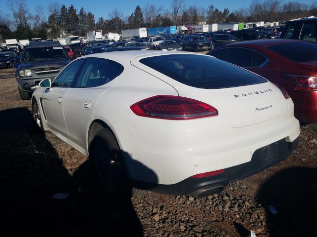 PORSCHE PANAMERA 2 2016