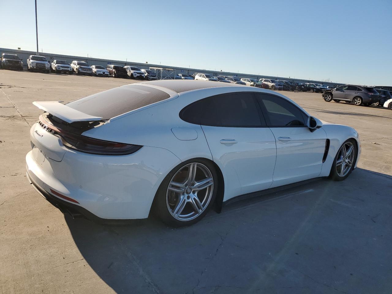 PORSCHE PANAMERA B B 2022