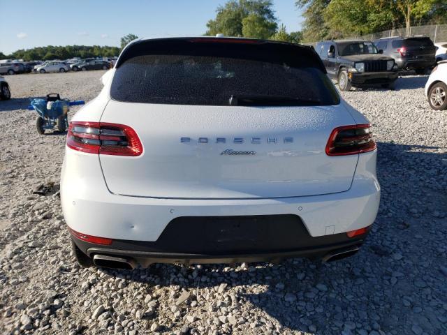 PORSCHE MACAN  2018