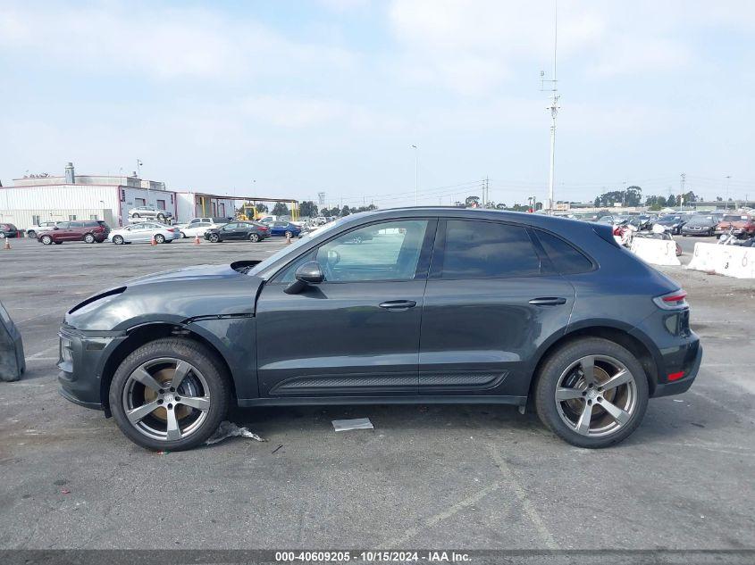 PORSCHE MACAN  2022