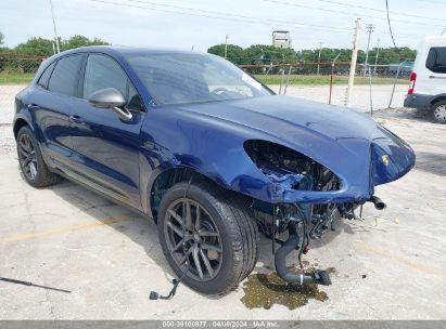 PORSCHE MACAN T 2024