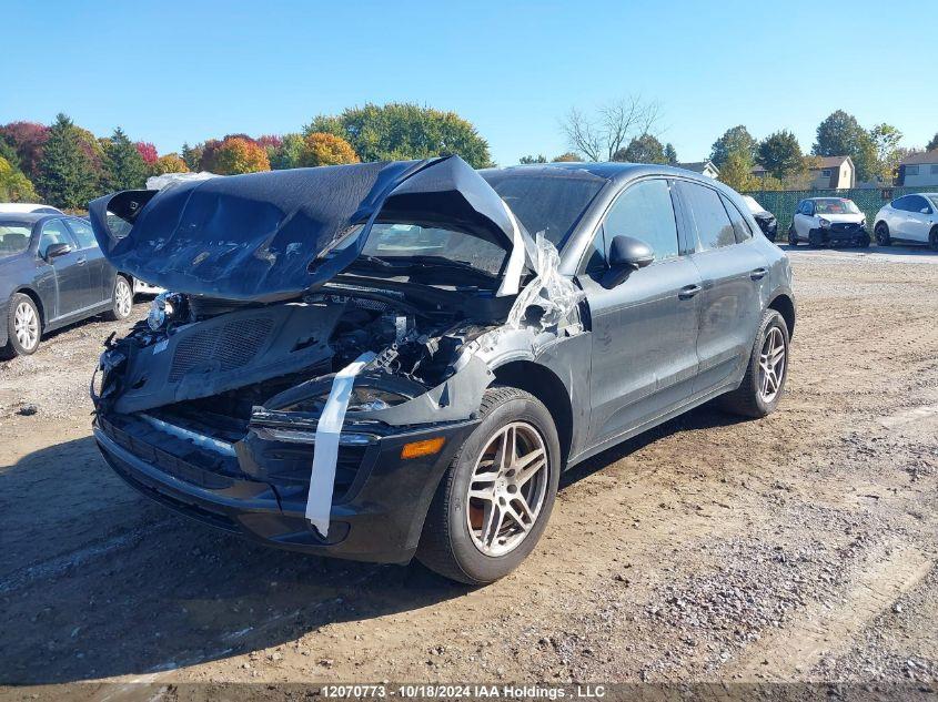 PORSCHE MACAN  2018